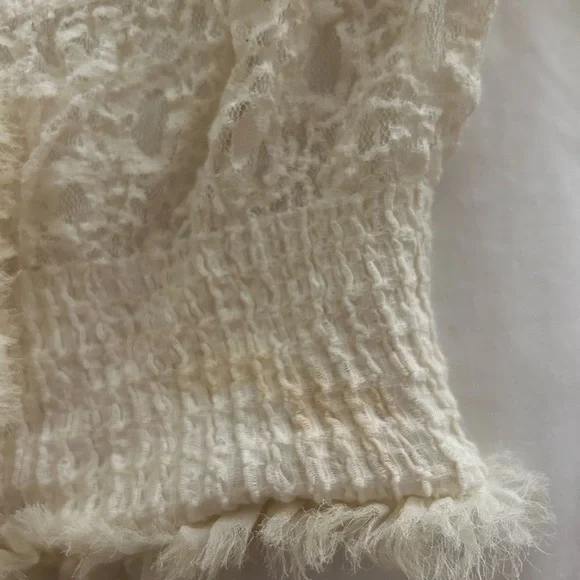 Mirror Palais Cream Textured Blouse - Picture 5 of 6